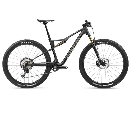 OIZ M10 M Powder Black - Black